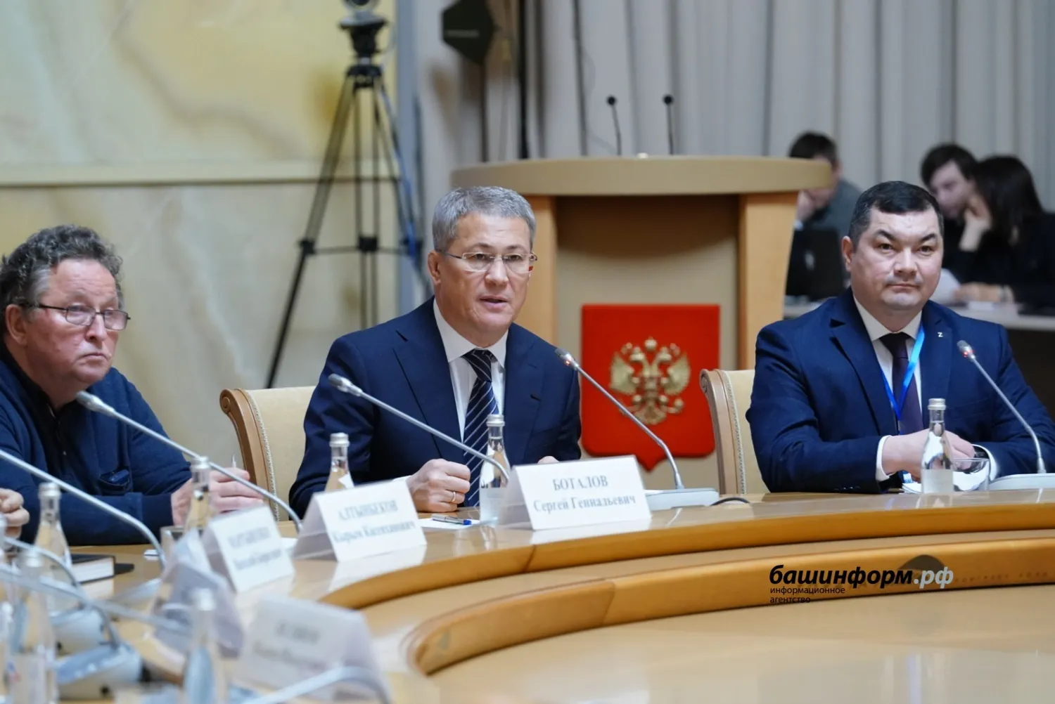 Олег Яровиков