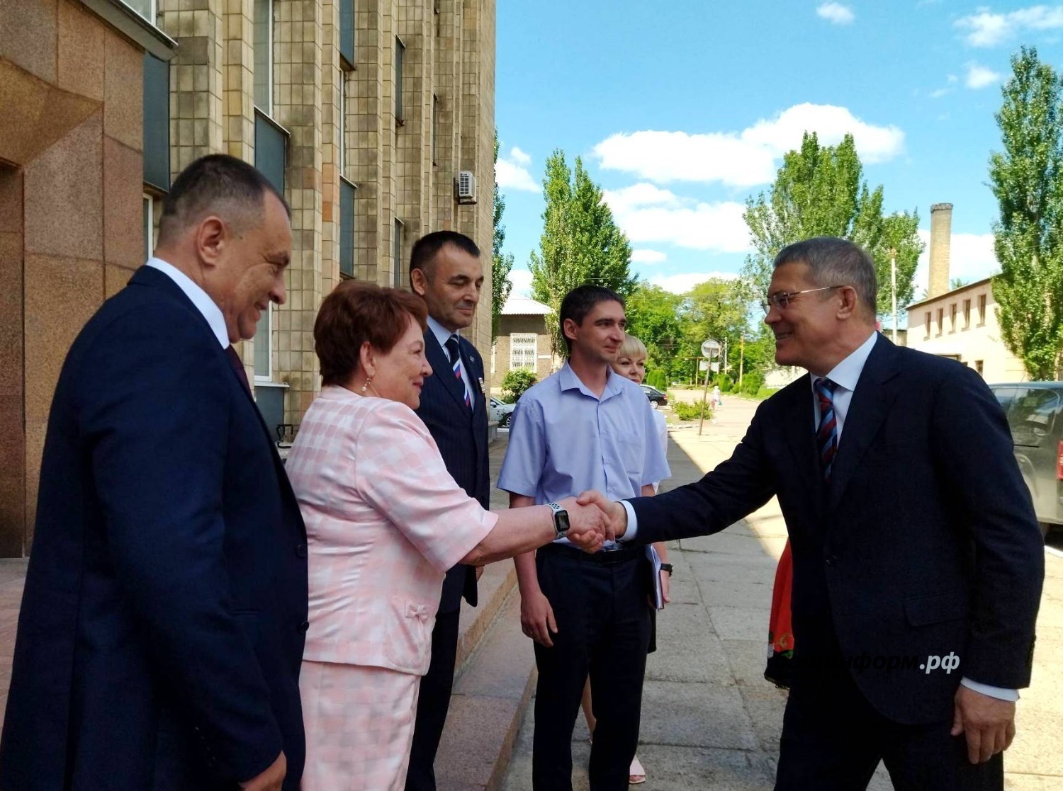 Олег Яровиков