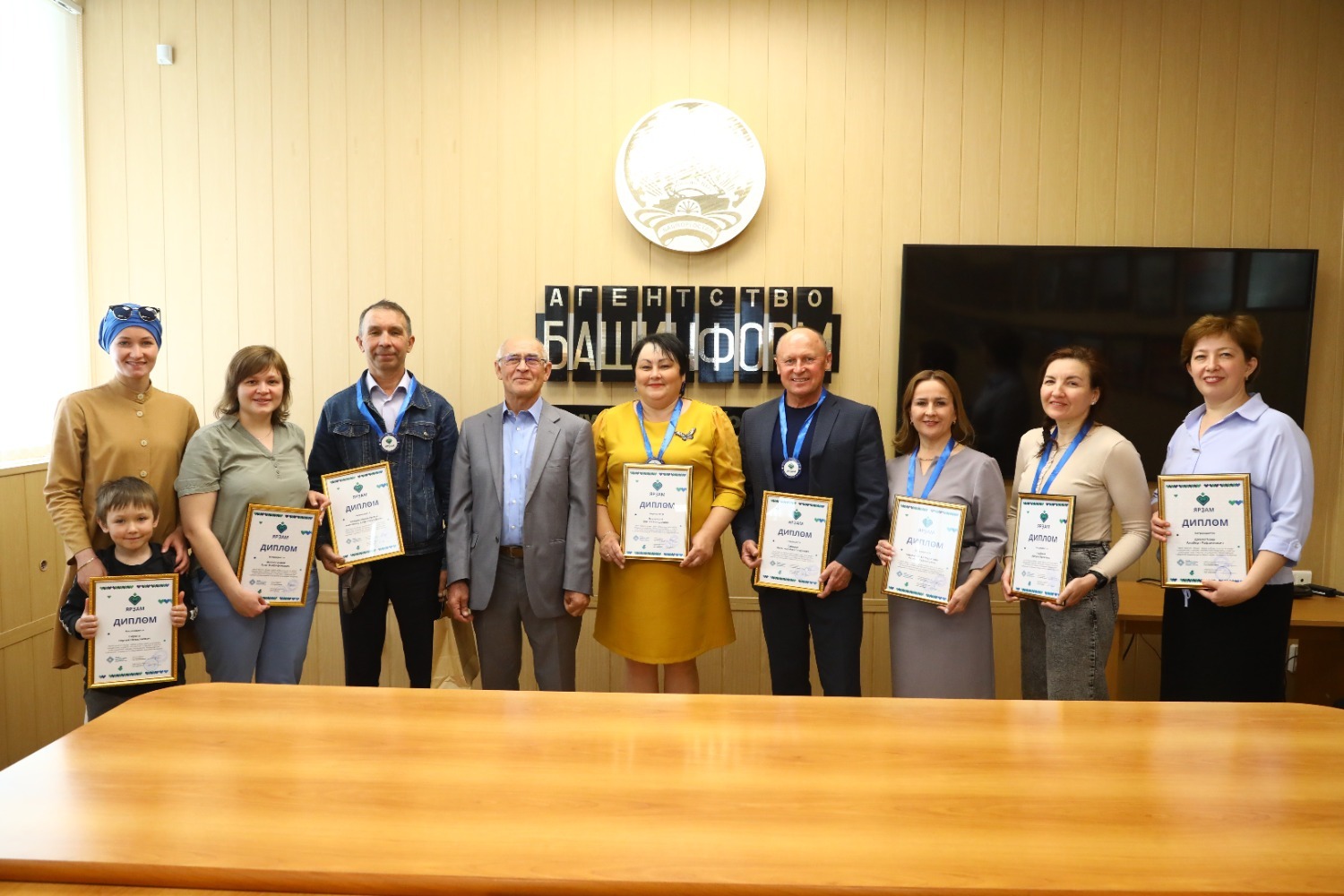 Валерий Шахов  На вручении диплома «Ярзам».