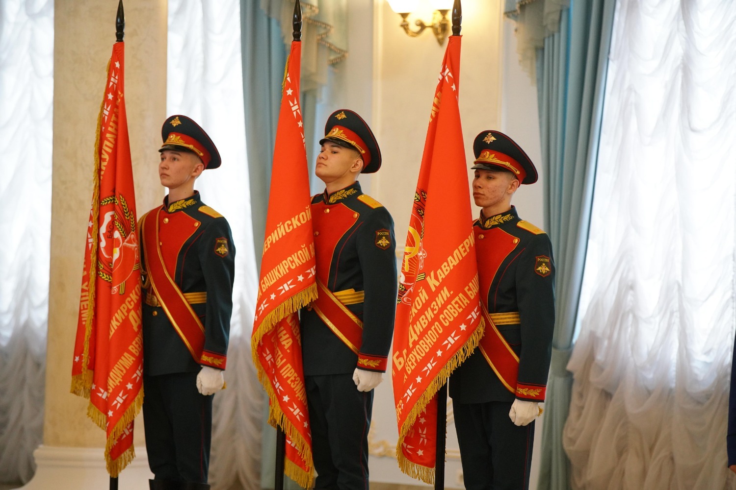 Олег Яровиков