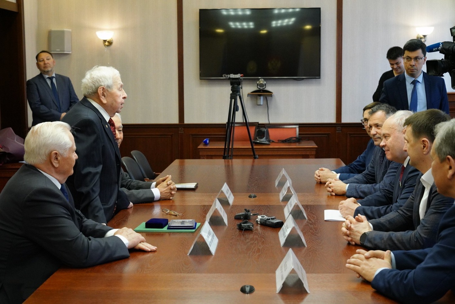 Олег Яровиков