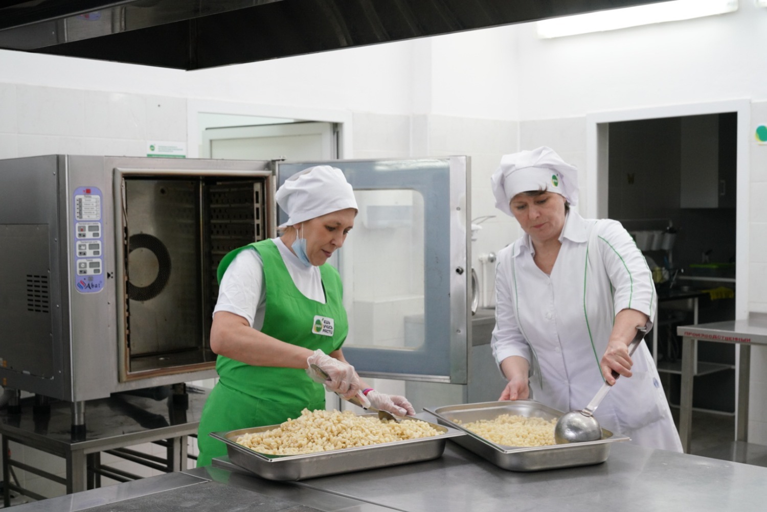 Олег Яровиков