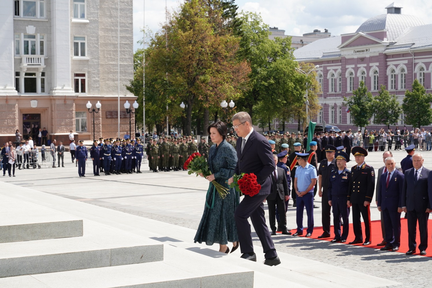 Олег Яровиков