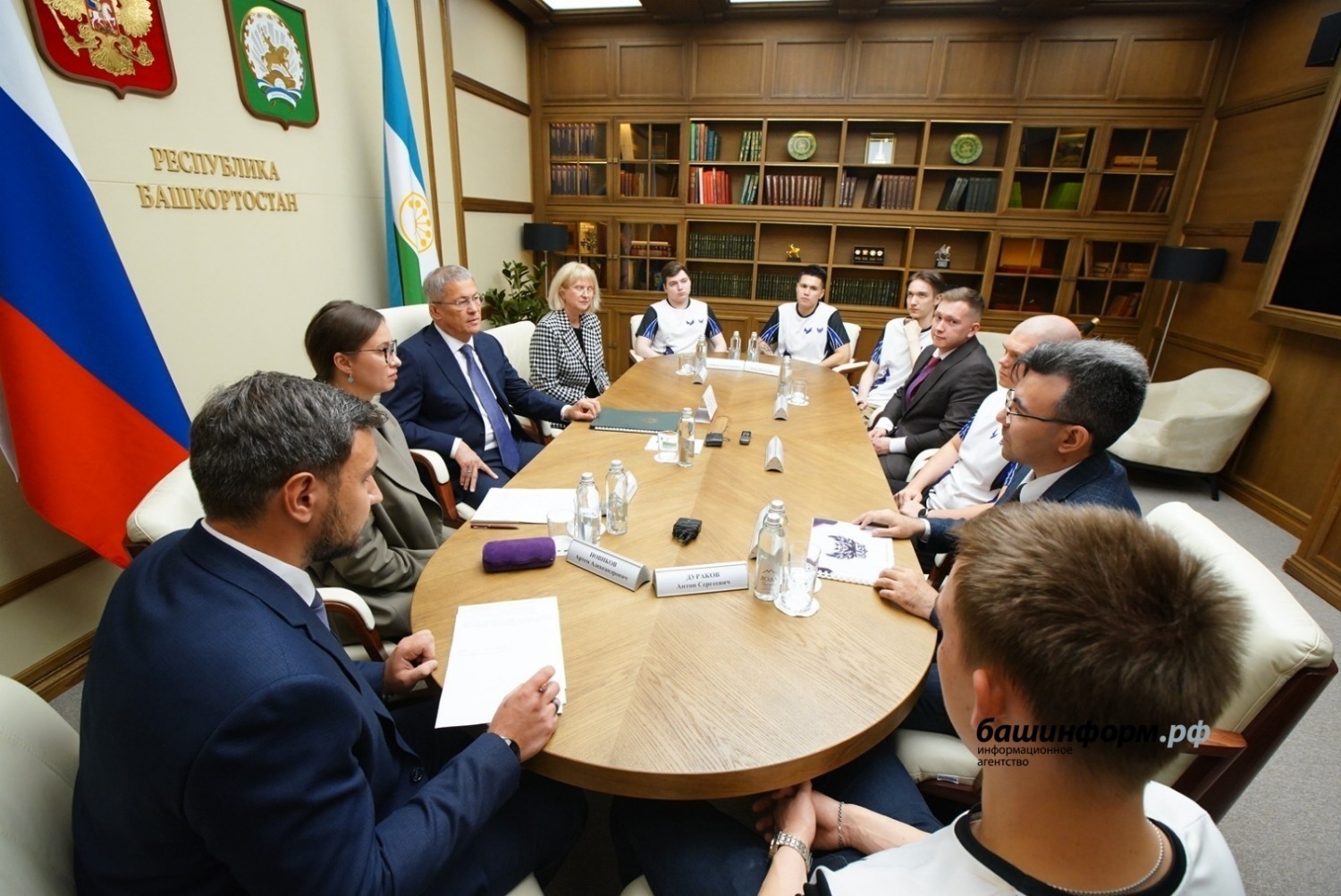 Олег Яровиков