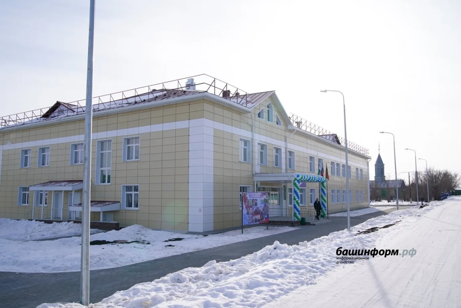 Олег Яровиков