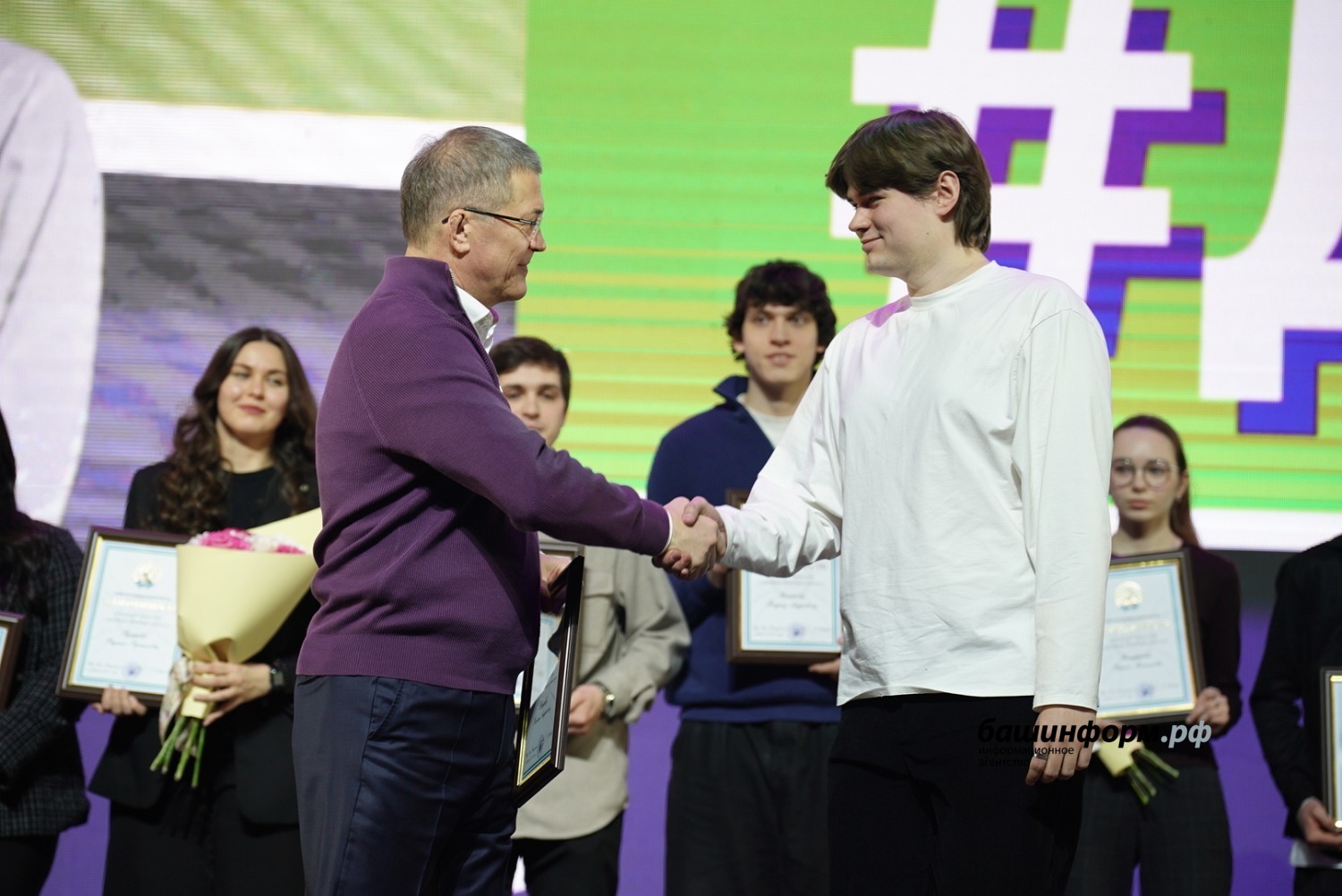 Олег Яровиков