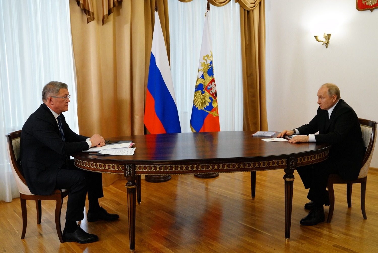 Олег Яровиков