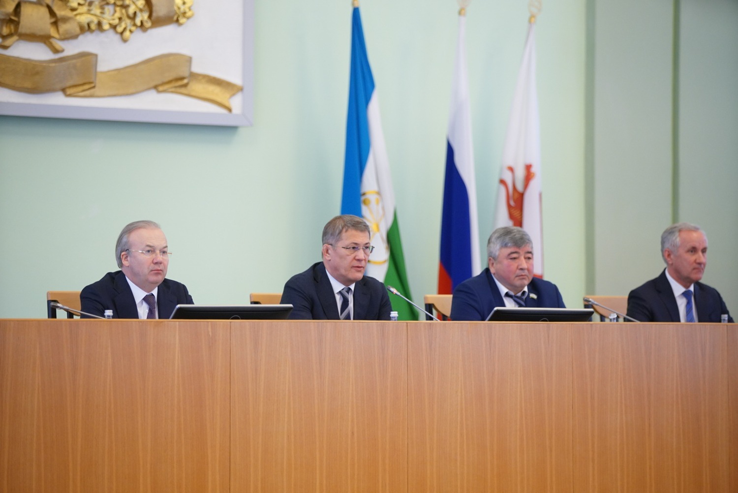 Олег Яровиков