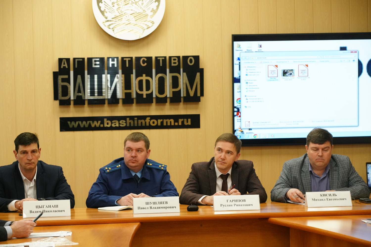 Олег Яровиков