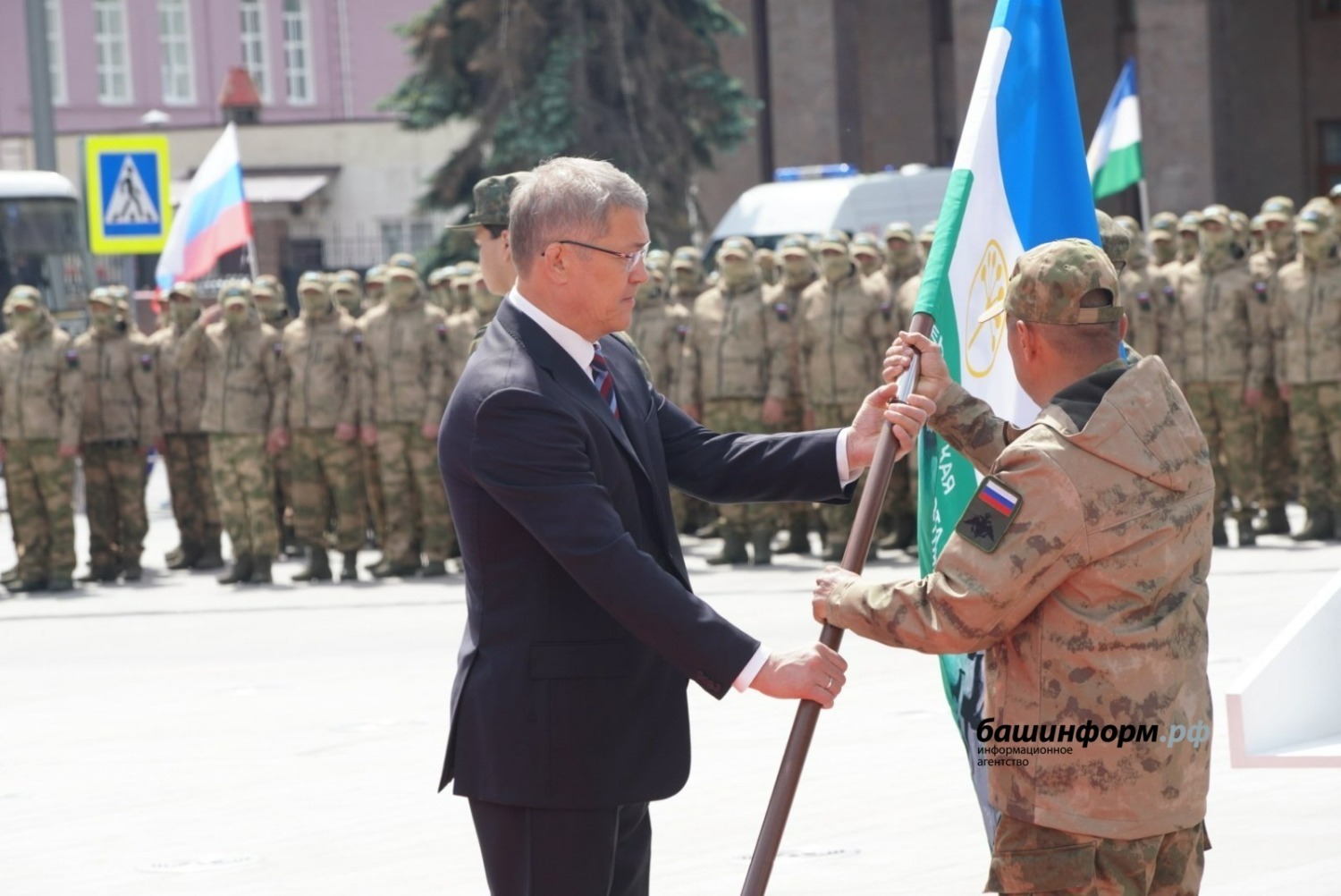 Олег Яровиков