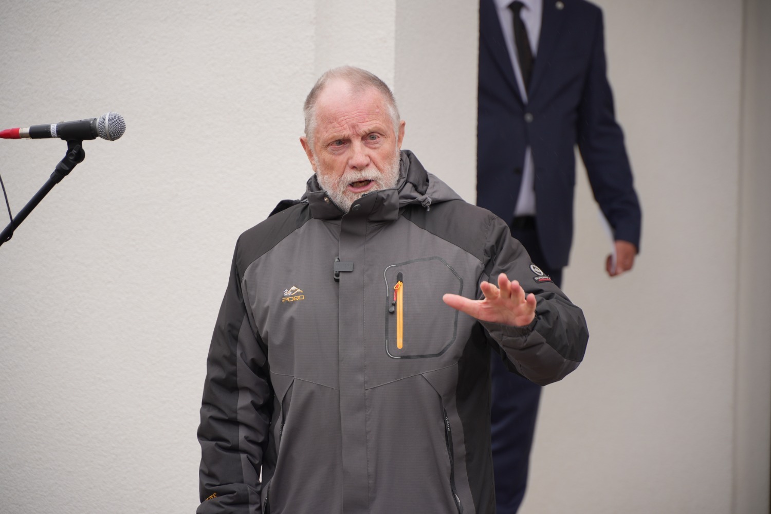 Сергей Щекатуров