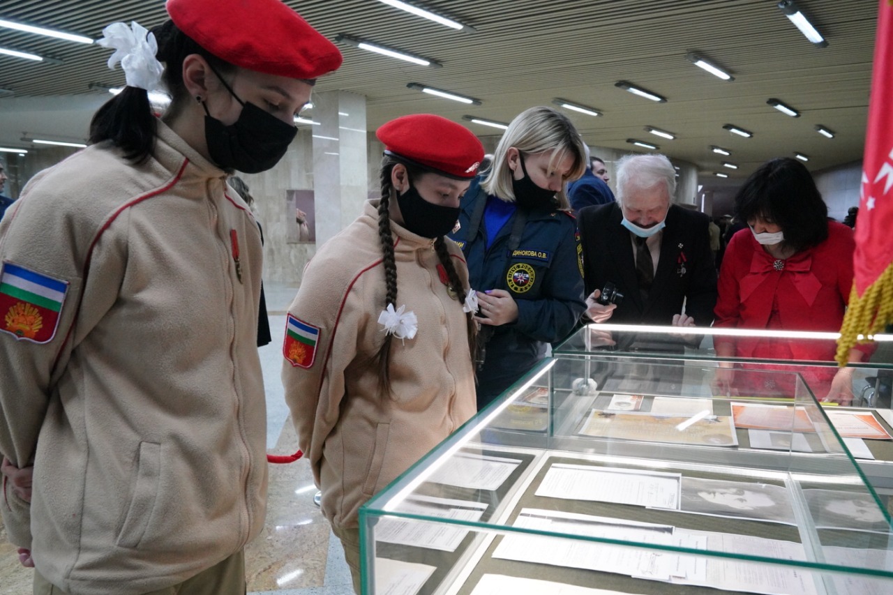 Олег Яровиков