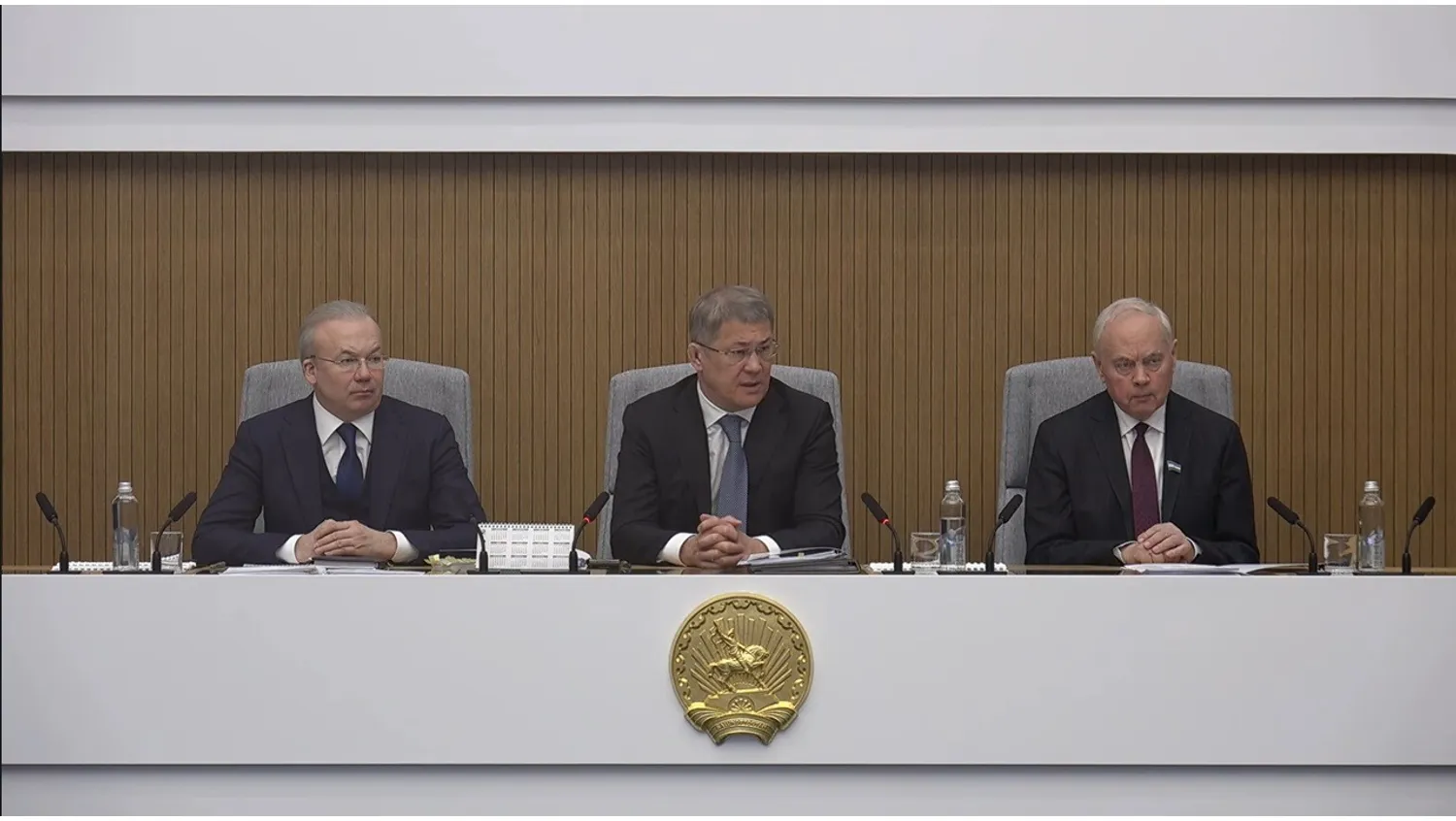 скриншот трансляции оперативного совещания правительства РБ