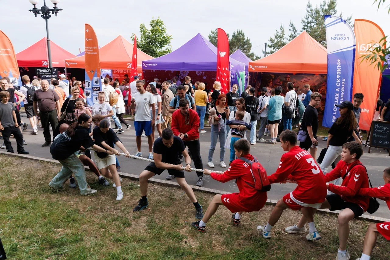 «Триколор» «Триколор»