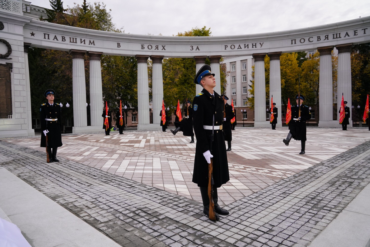 Олег Яровиков