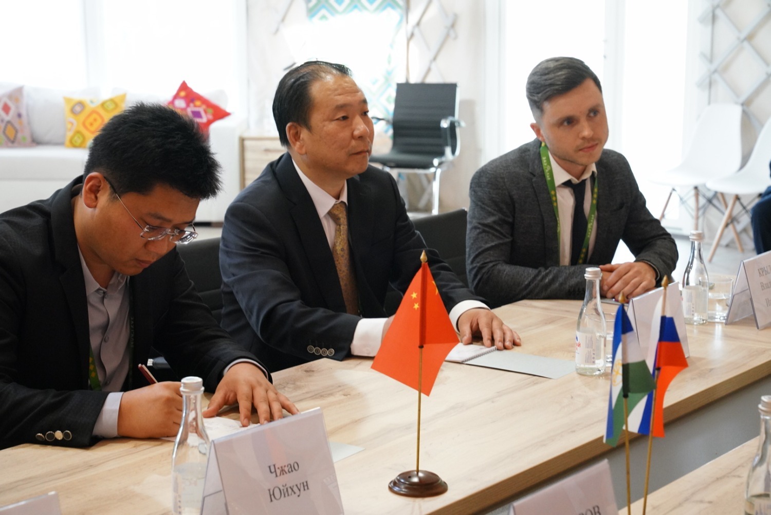 Олег Яровиков