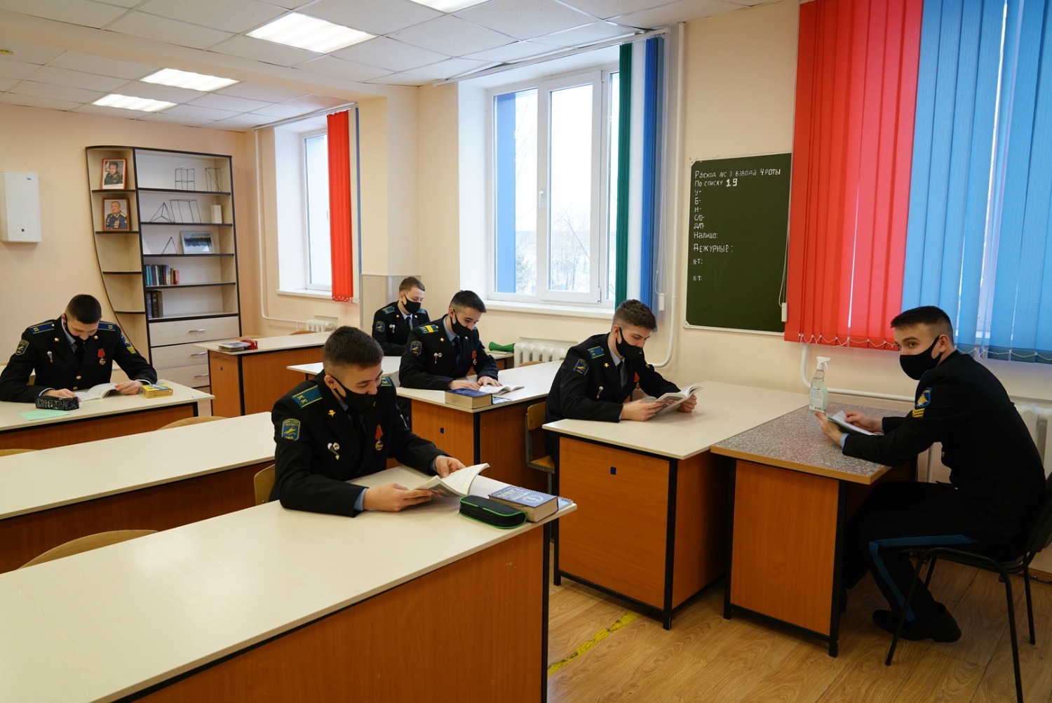 Олег Яровиков