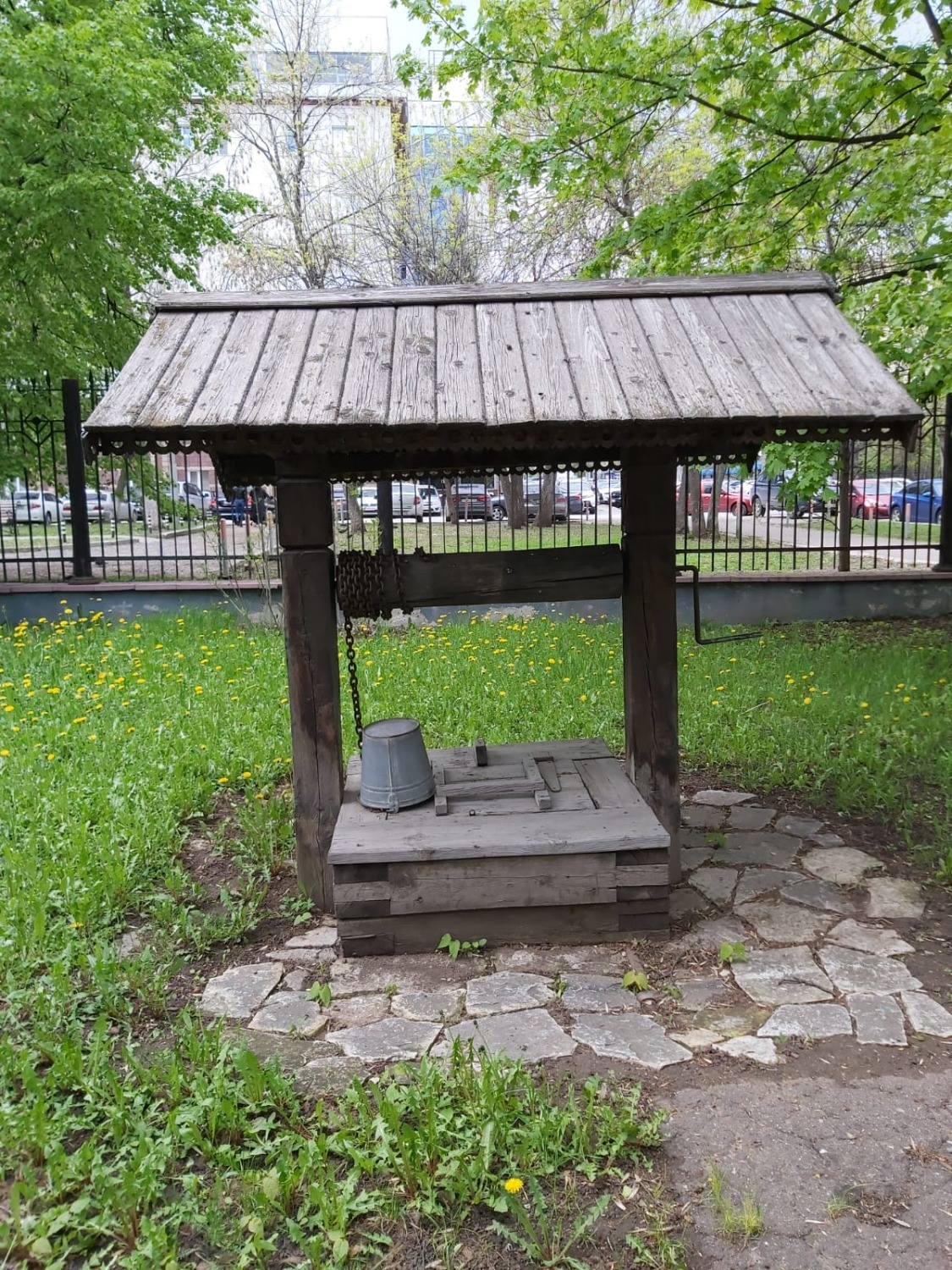 Колодец во дворе Дома-музея В.И. Ленина