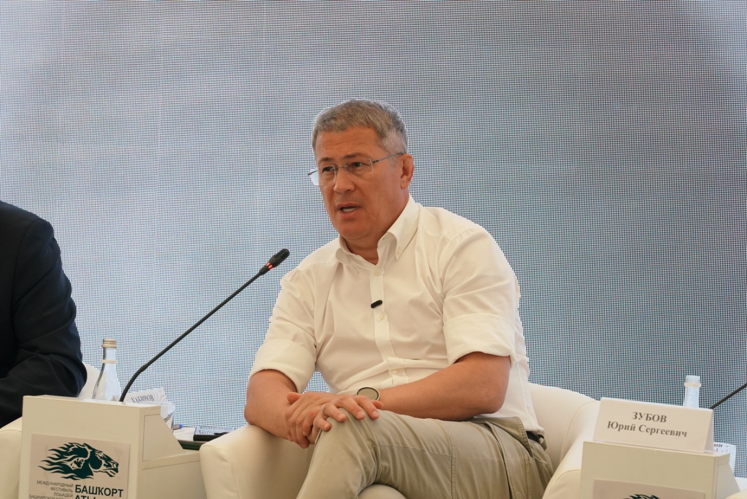 Олег Яровиков