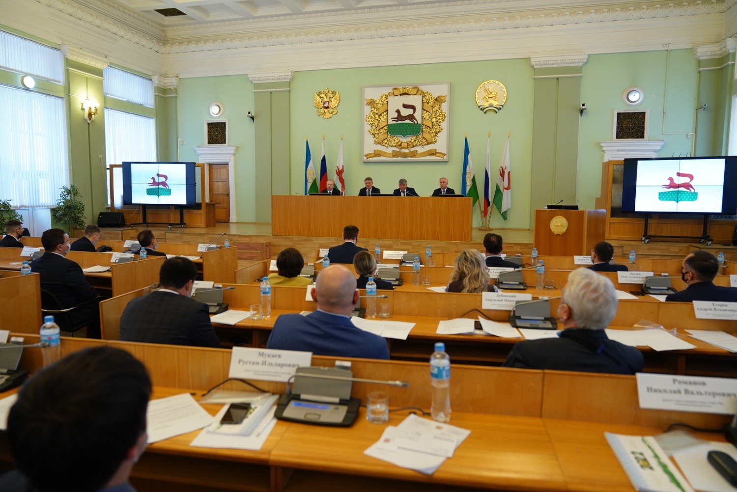 Олег Яровиков