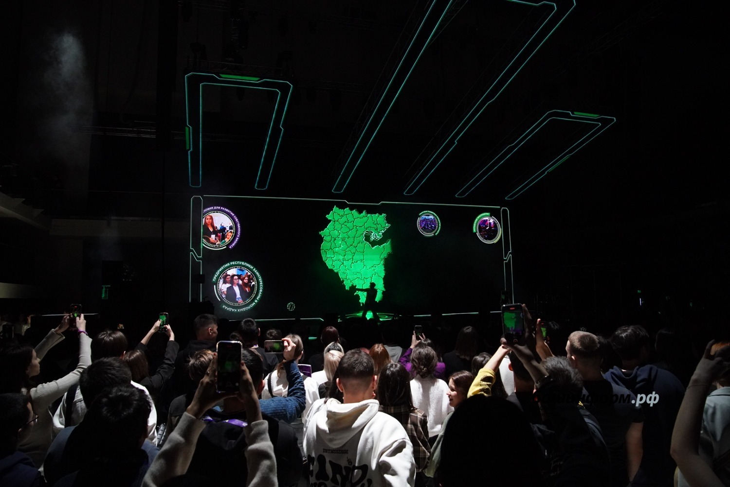 Олег Яровиков