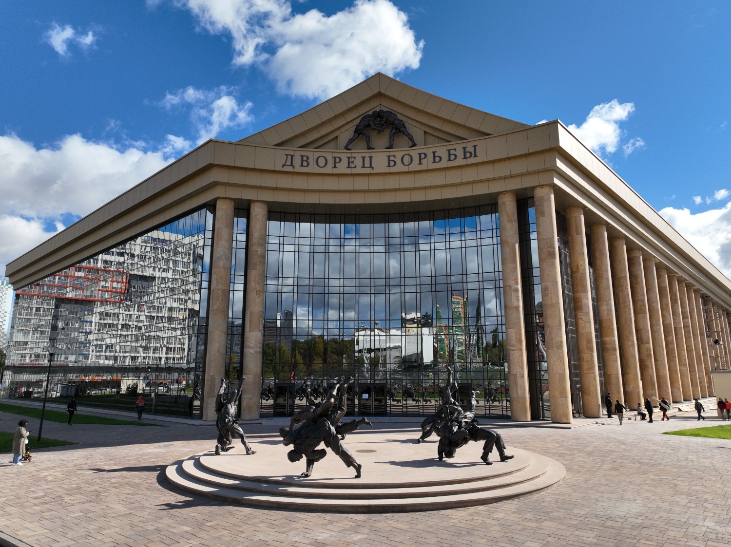 Олег Яровиков