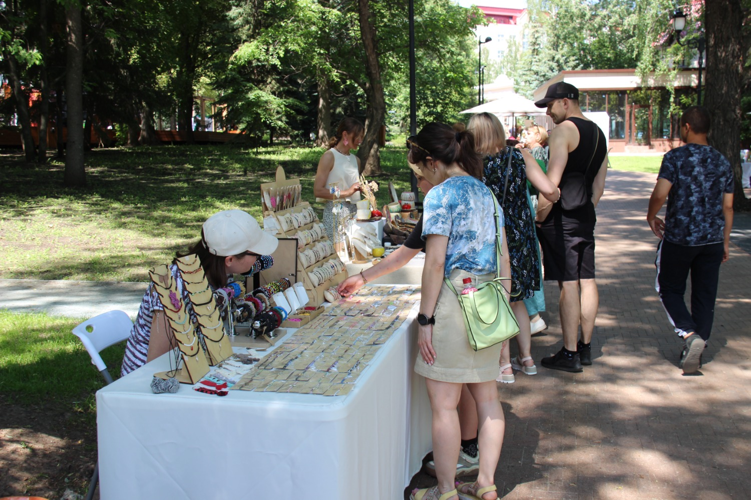 Эдуард Кускарбеков