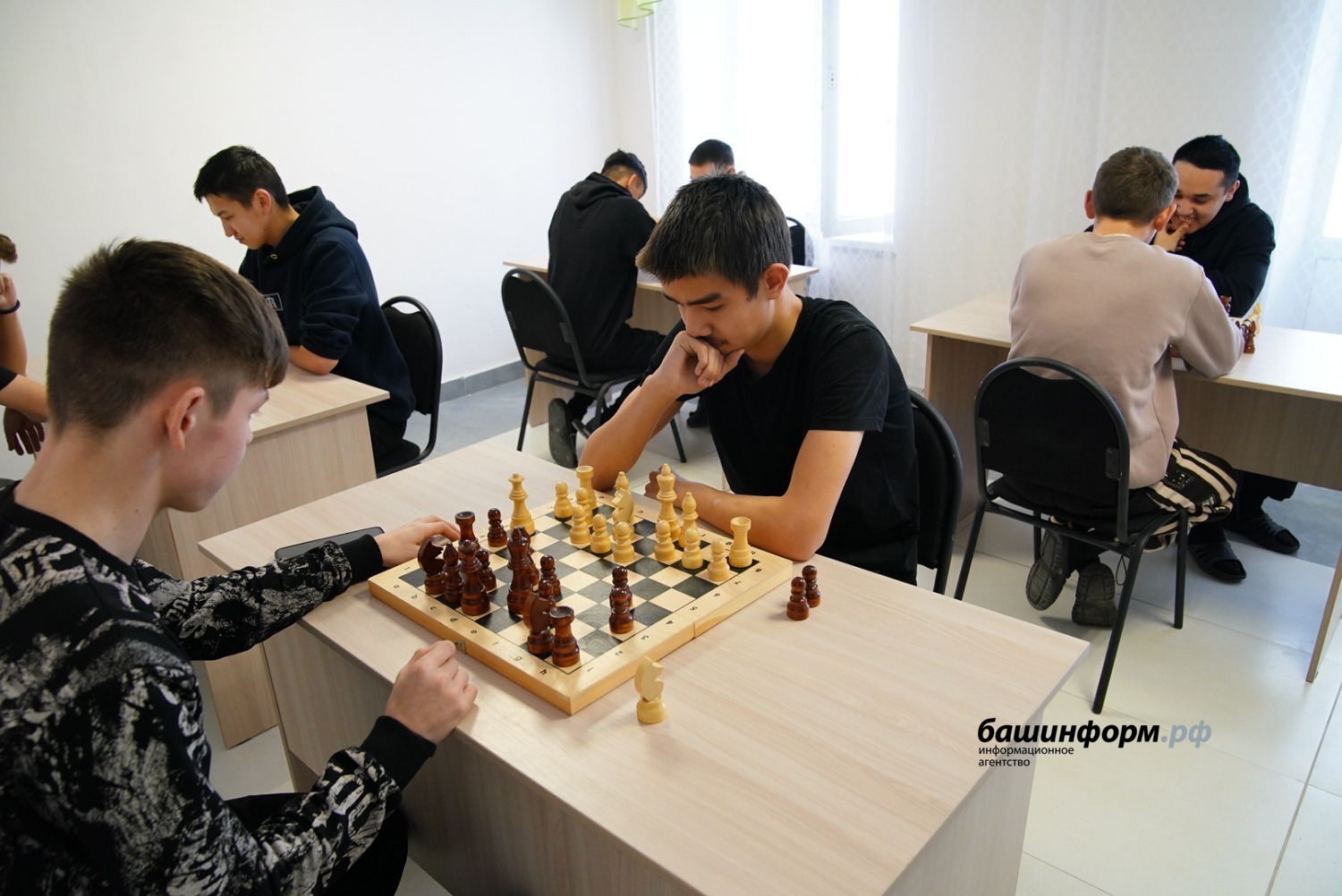 Олег Яровиков