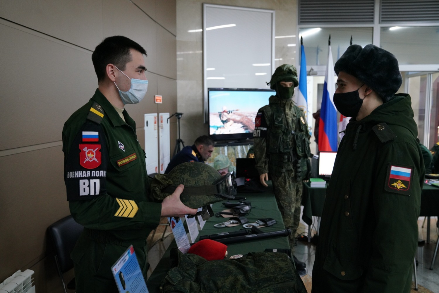 Олег Яровиков