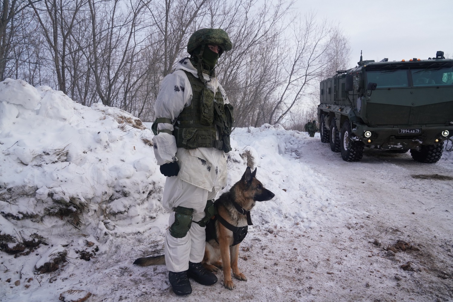 Олег Яровиков
