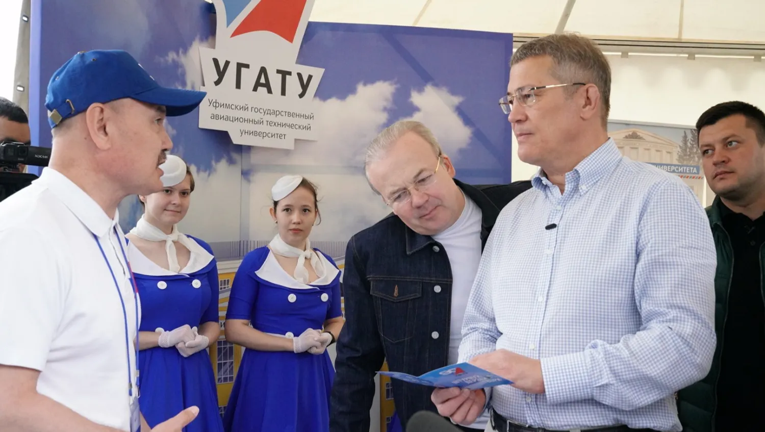 Олег Яровиков