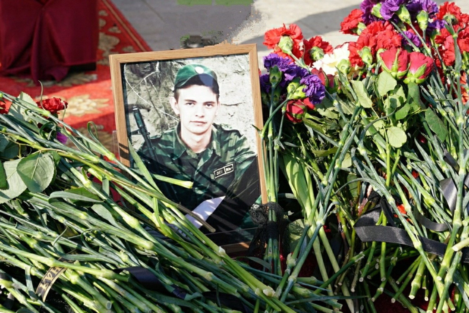 Олег Яровиков