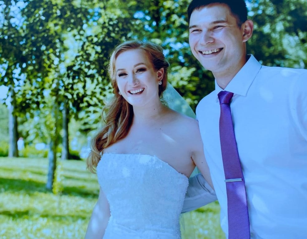 Артур с супругой Аленой