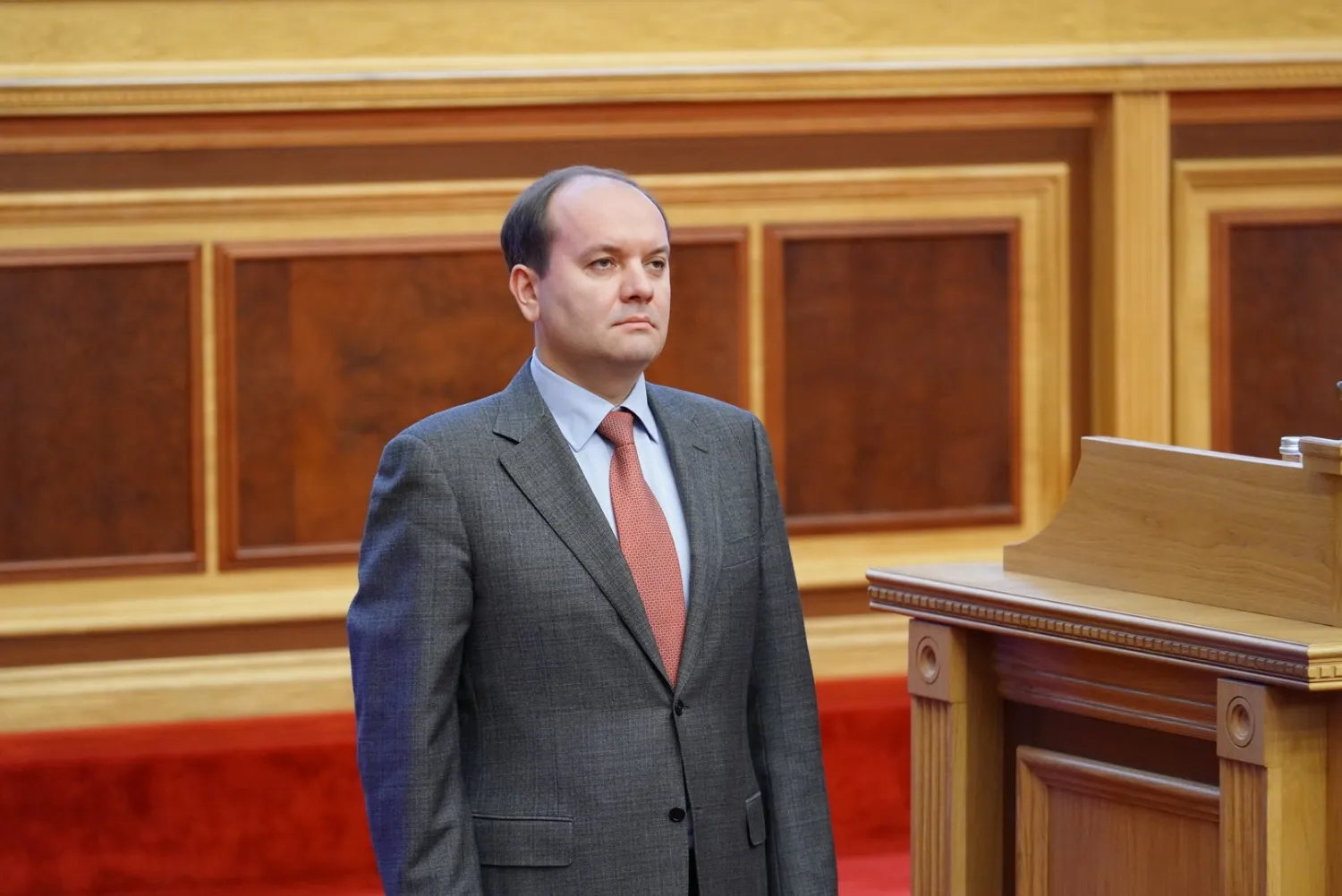 Вадим Старов