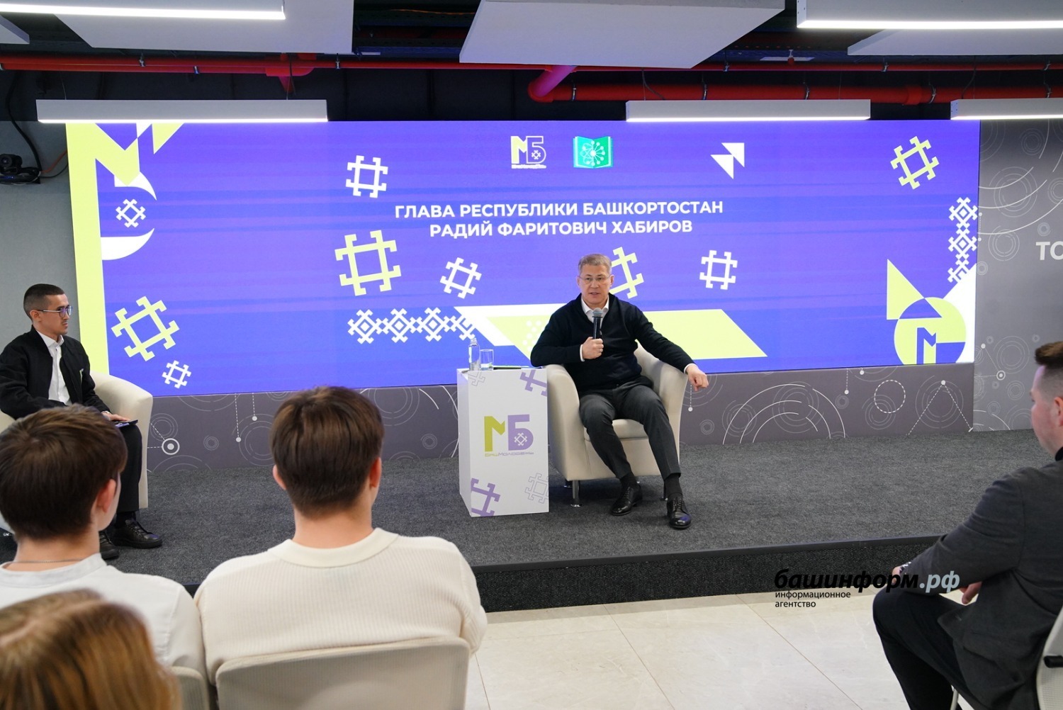 Олег Яровиков