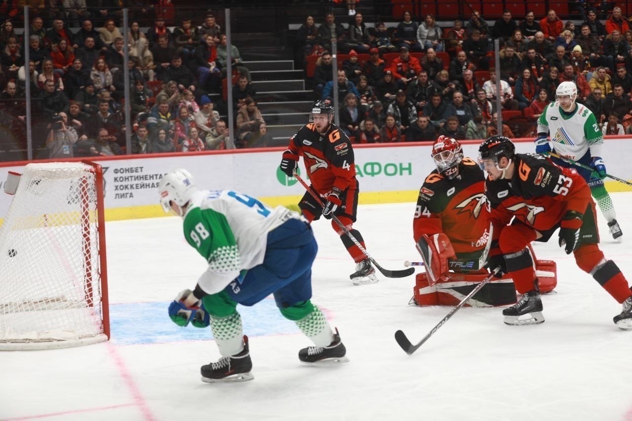 Матч между ХК «Салават Юлаев» и ХК «Авангард» 15 февраля