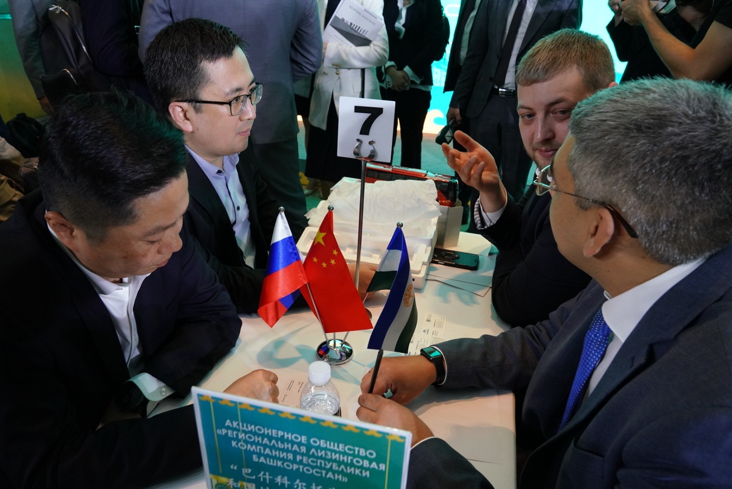 Олег Яровиков