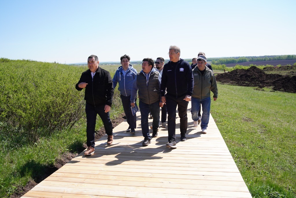 Олег Яровиков