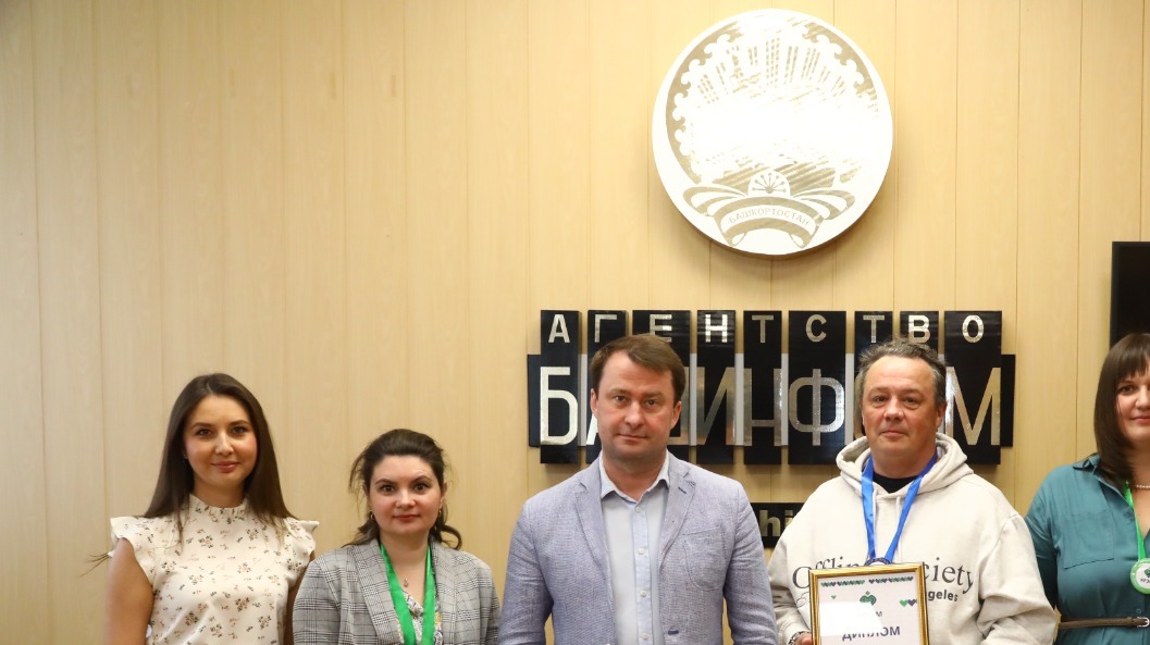 Валерий Шахов  На вручении диплома «Ярзам».