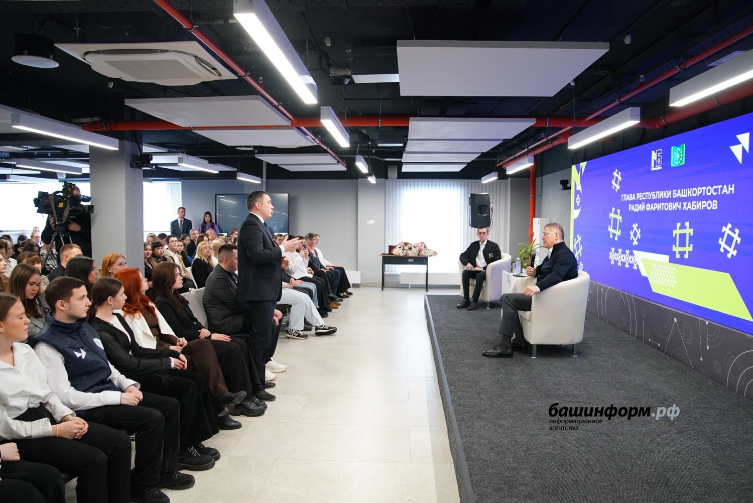 Олег Яровиков