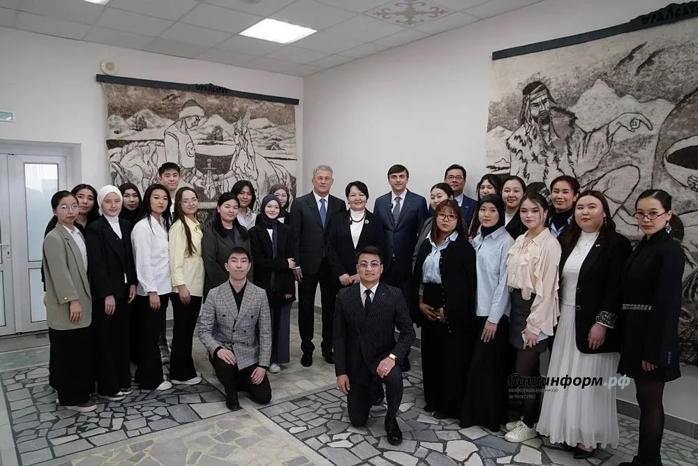 Олег  Яровиков  Башинформ