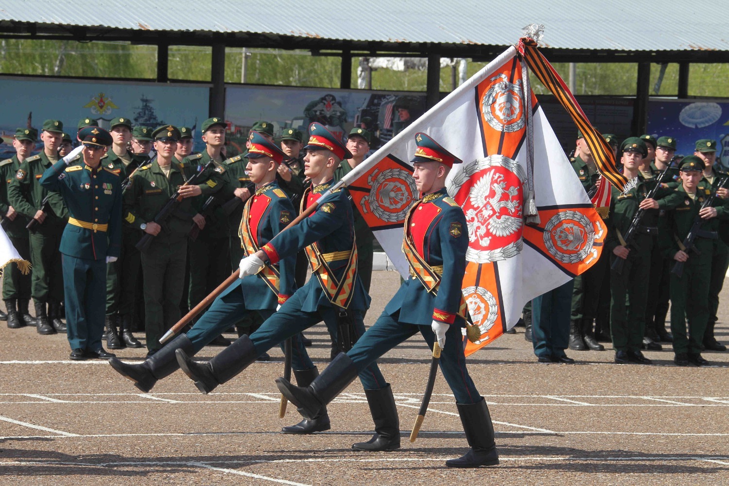 Олег Яровиков