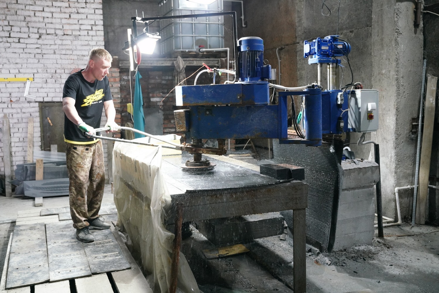 Олег Яровиков