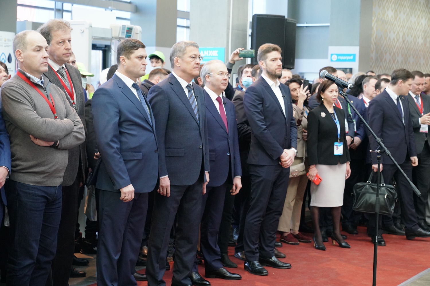 Олег Яровиков