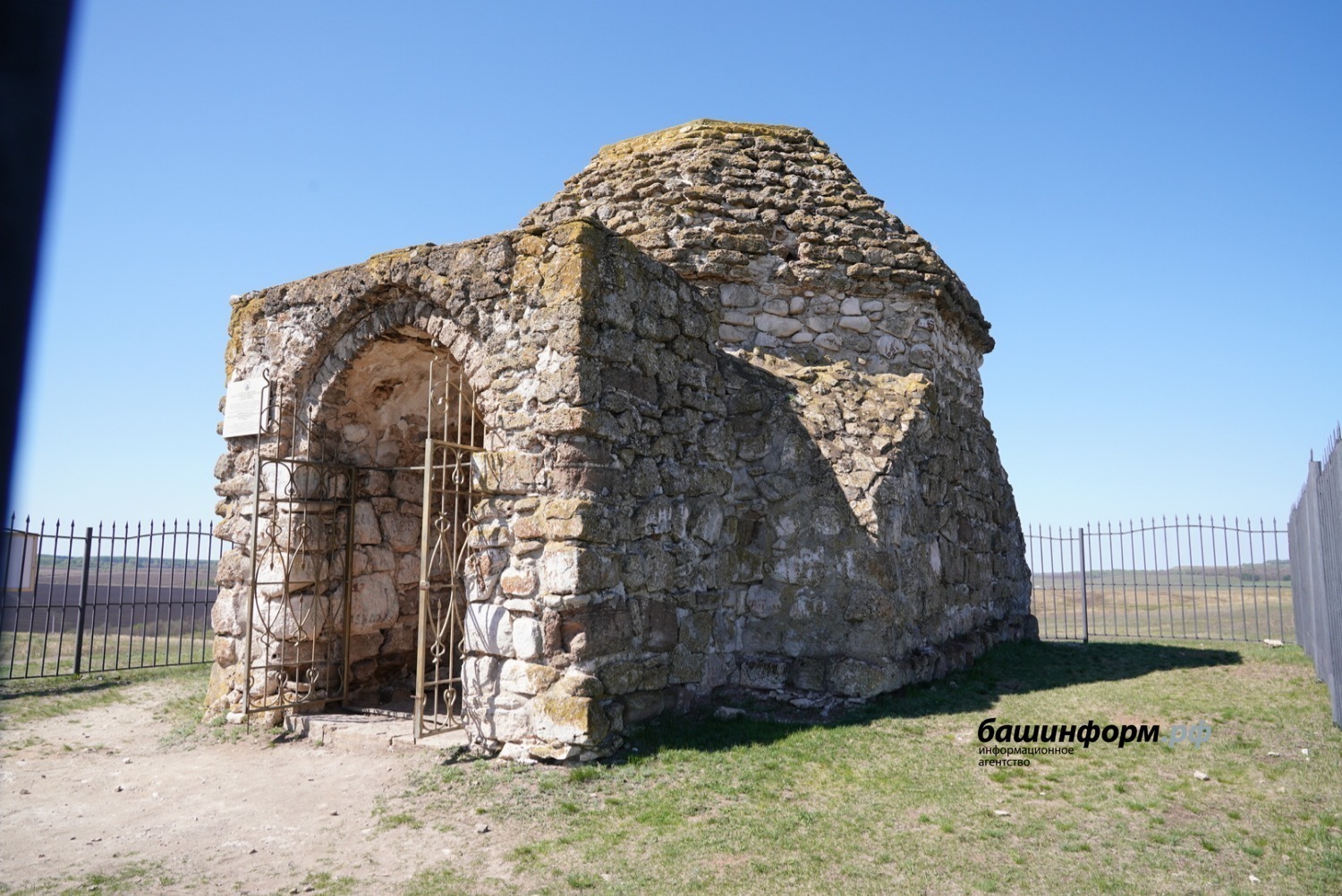Олег Яровиков, архивное